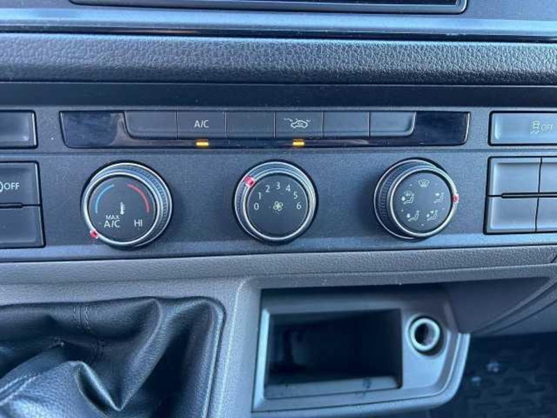 Volkswagen Veicoli Commerciali Crafter Furgone usata a Avellino (15)