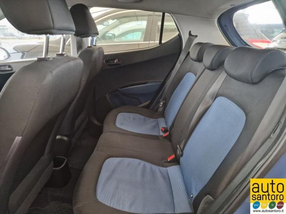 Hyundai i10 usata a Salerno (12)