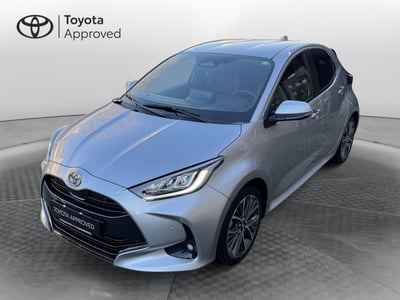 Toyota Yaris 1.5 Hybrid 5 porte Lounge del 2024 usata a Como