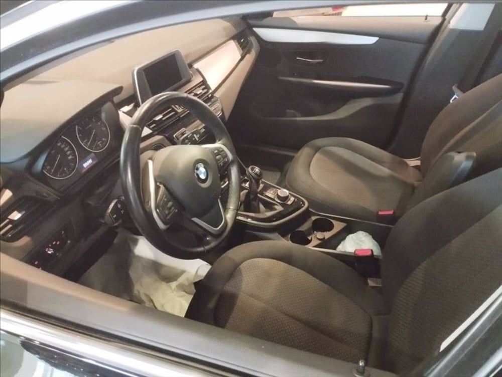 BMW Serie 2 Active Tourer usata a Milano (8)