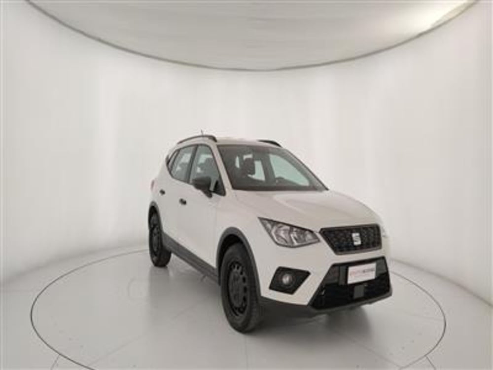 SEAT Arona usata a Bari (11)