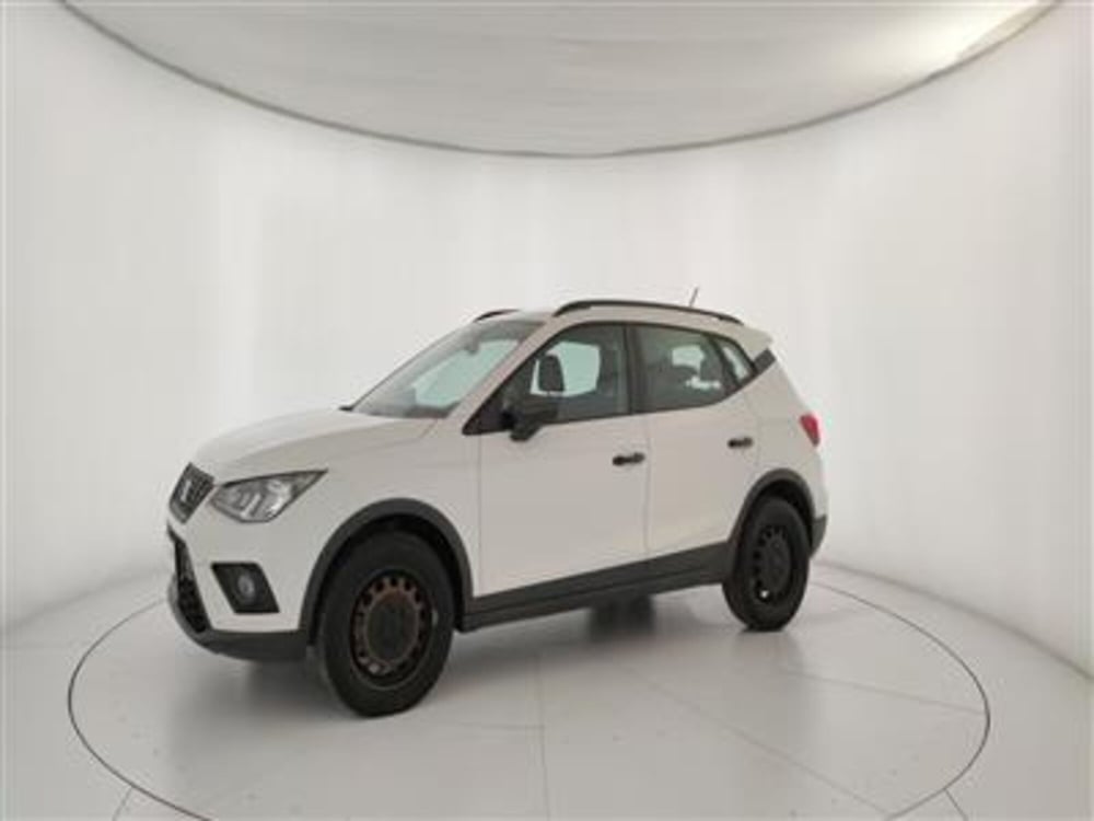 SEAT Arona usata a Bari (2)