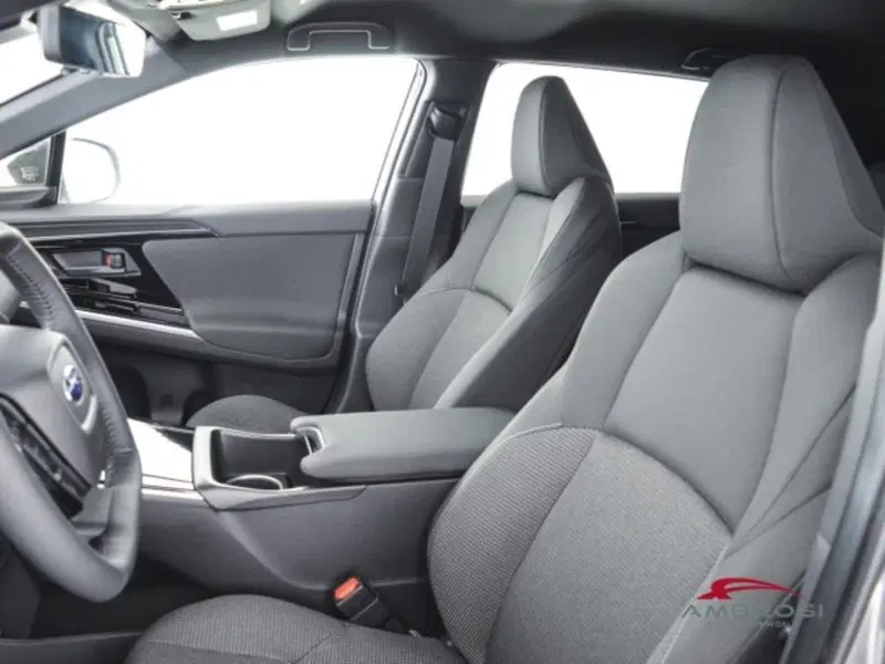 Subaru Solterra nuova a Perugia (8)