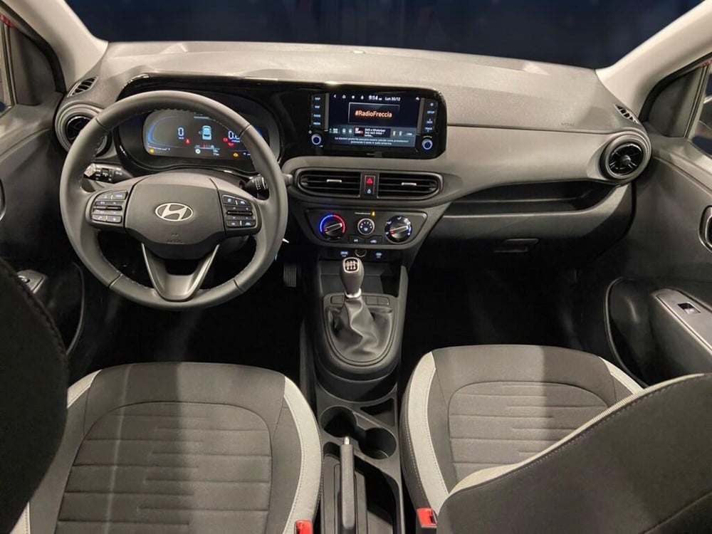 Hyundai i10 nuova a Torino (6)