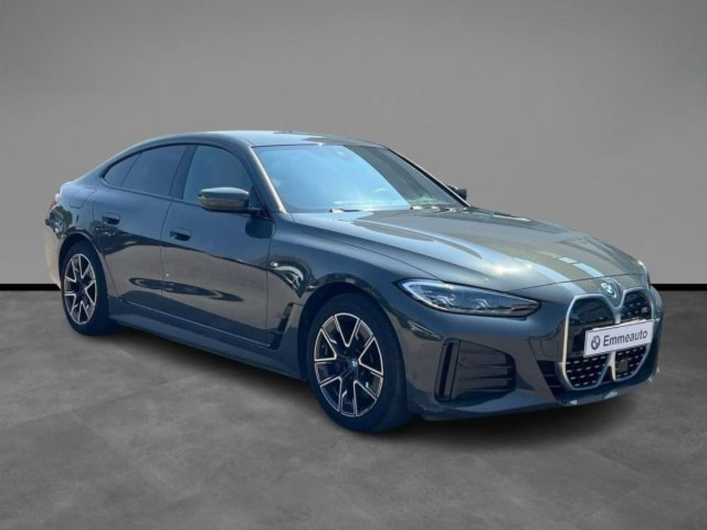 BMW i4 usata a Lecce (6)
