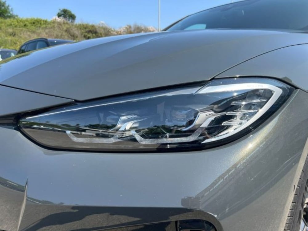BMW i4 usata a Lecce (8)