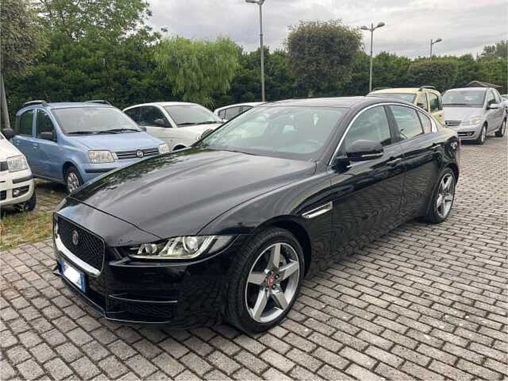 Jaguar XE usata a Napoli