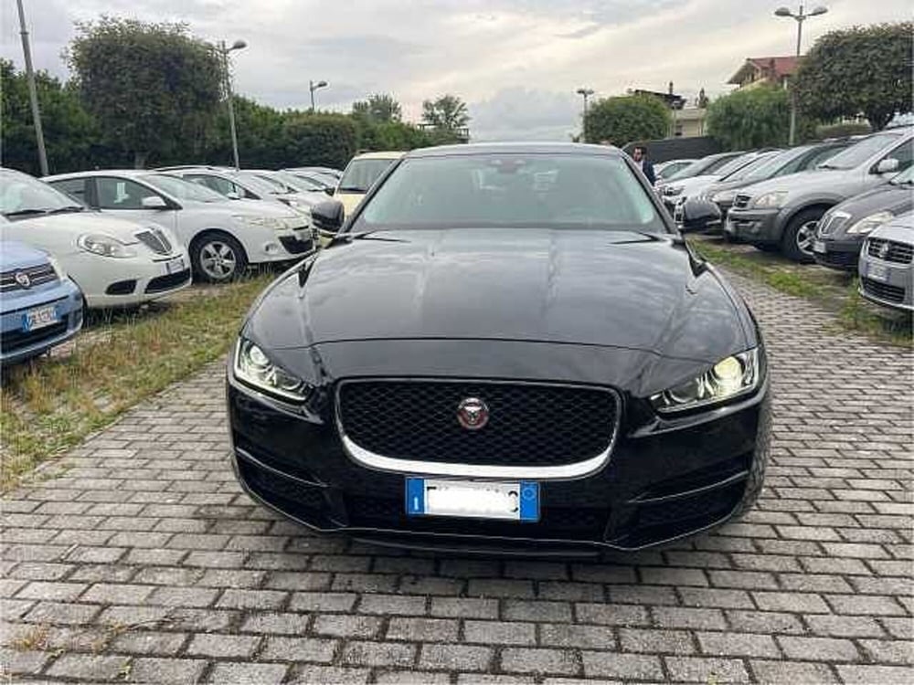 Jaguar XE usata a Napoli (2)