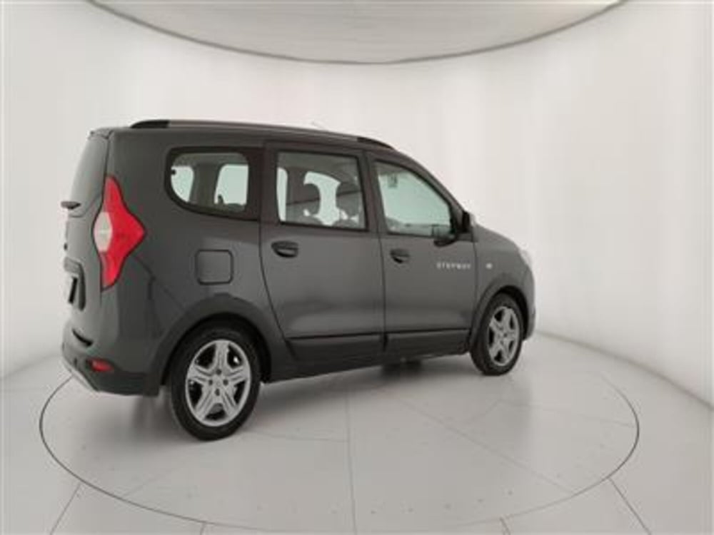 Dacia Lodgy usata a Bari (8)