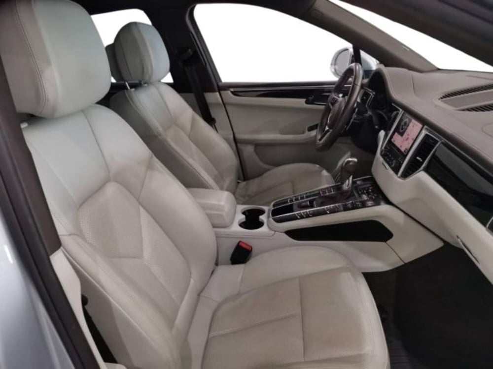 Porsche Macan usata a Catania (10)