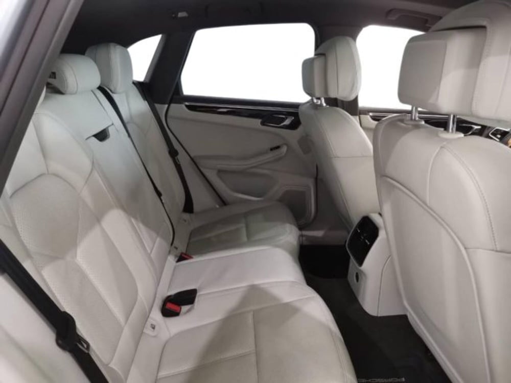 Porsche Macan usata a Catania (11)