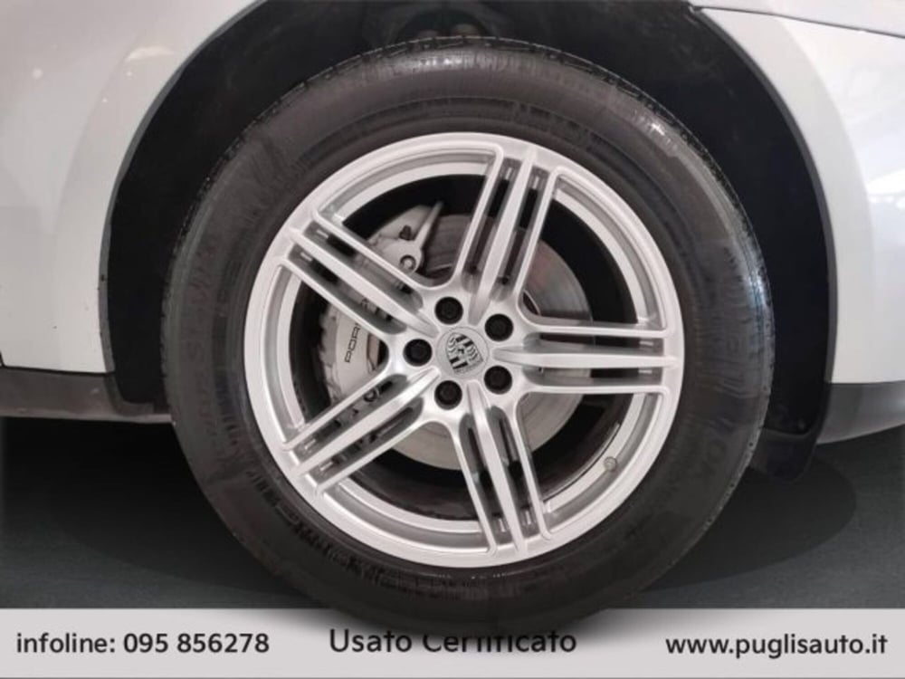 Porsche Macan usata a Catania (14)