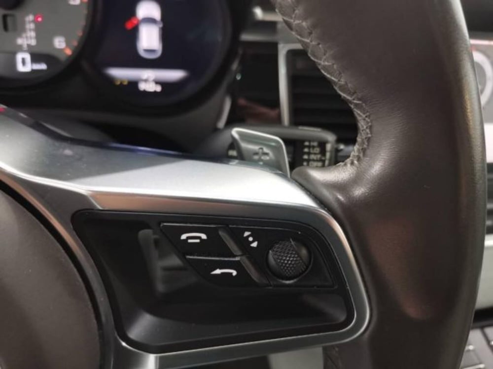 Porsche Macan usata a Catania (20)