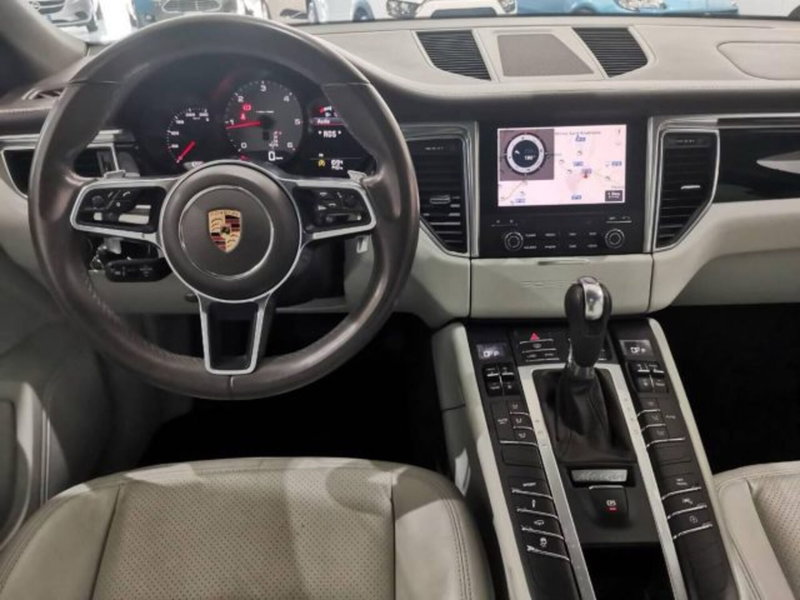 Porsche Macan usata a Catania (7)
