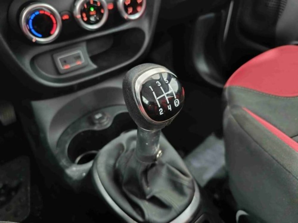 Fiat 500L usata a Catania (8)