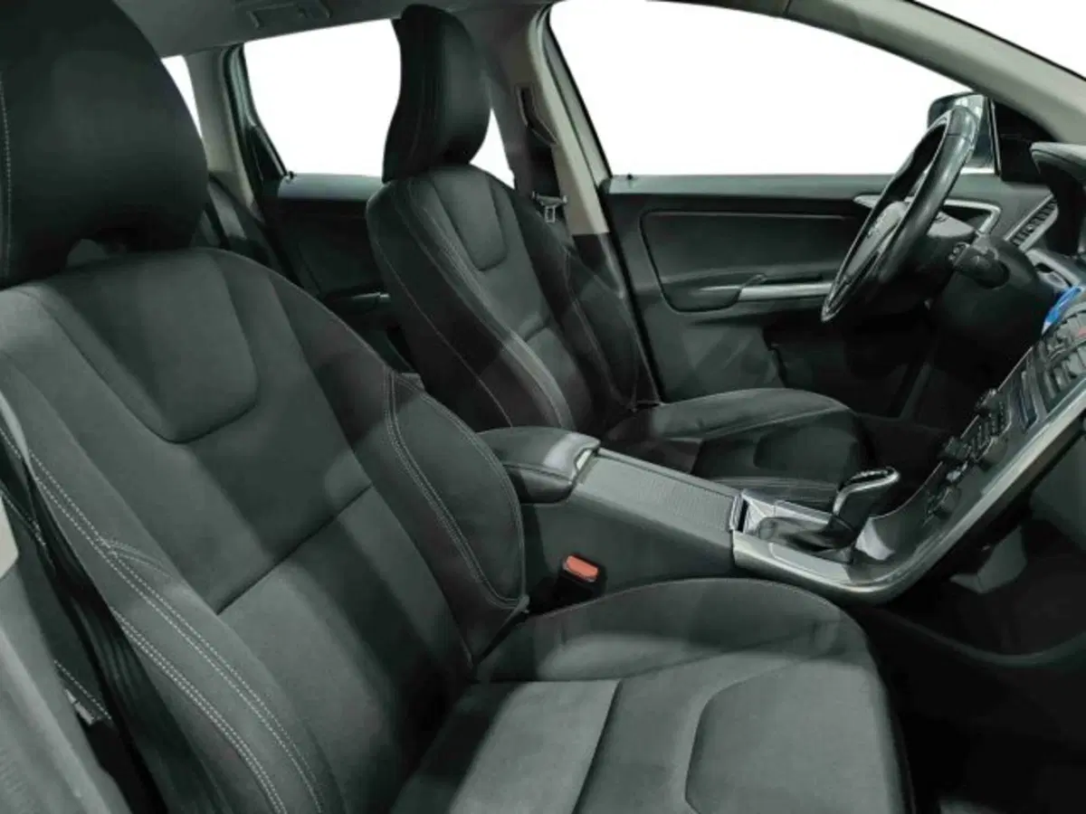 Volvo XC60 usata a Catania (10)