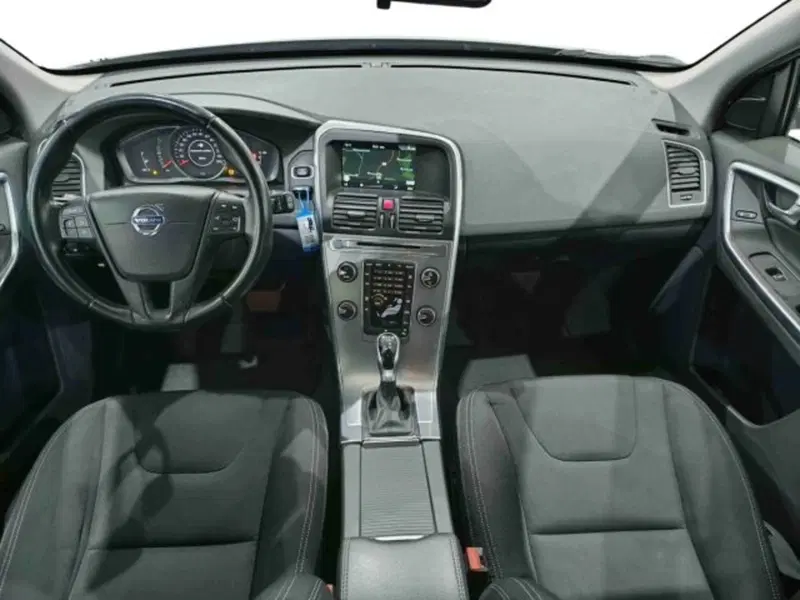 Volvo XC60 usata a Catania (7)
