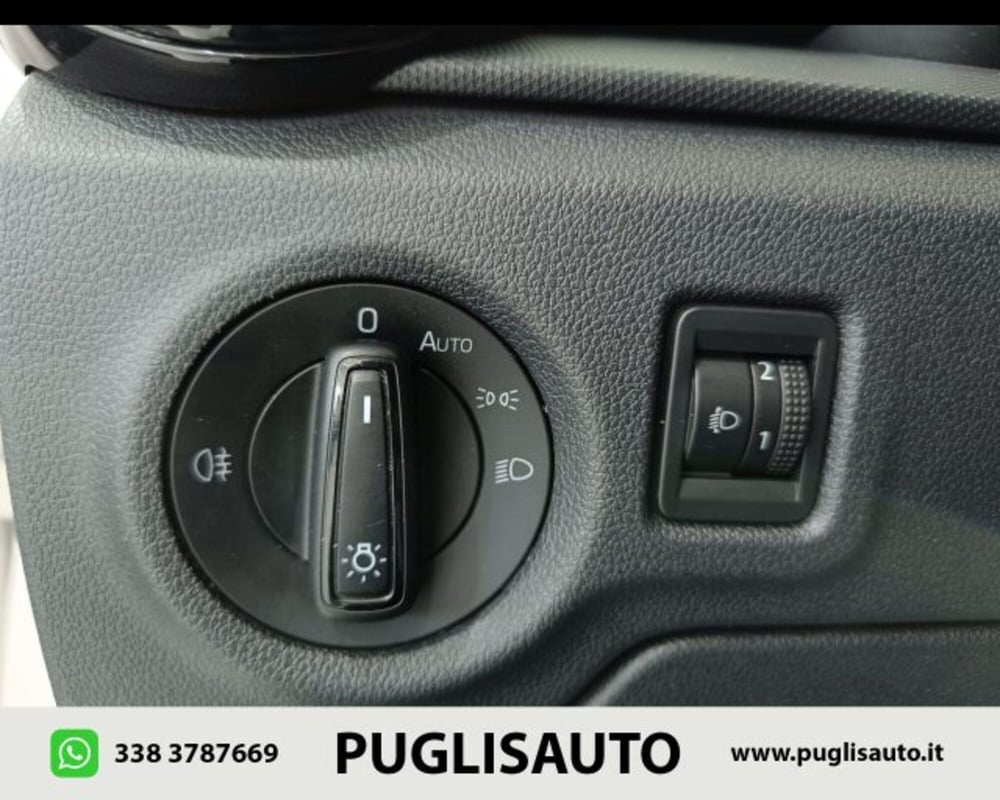 Skoda Fabia usata a Catania (17)