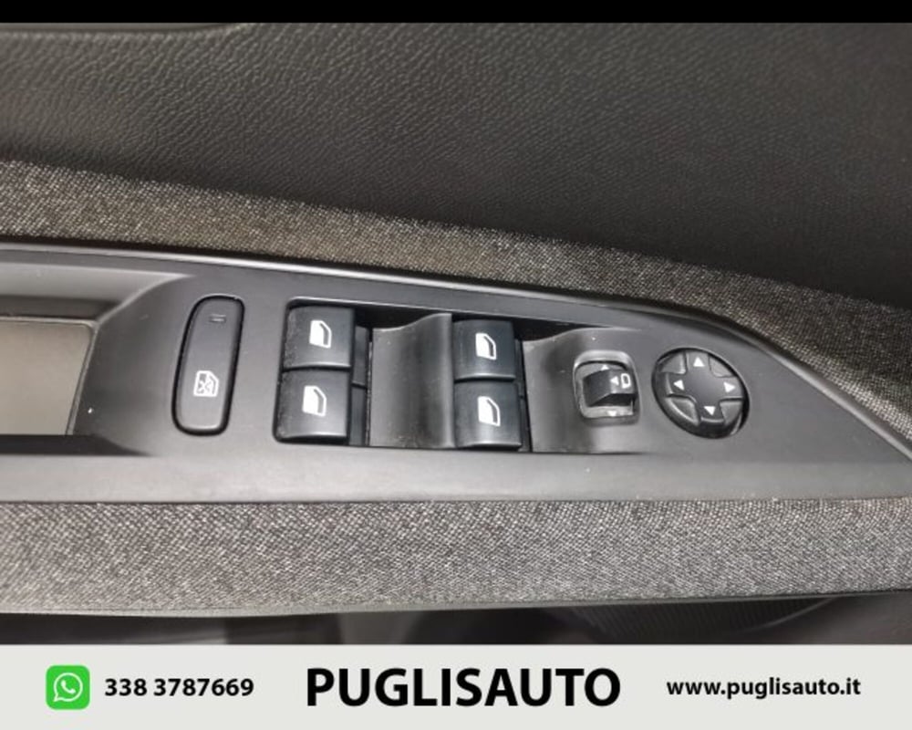 Peugeot 5008 usata a Catania (17)