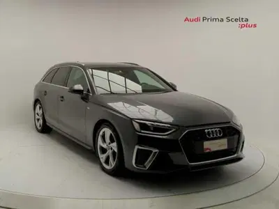 Audi A4 Avant 35 TDI/163 CV S tronic S line edition del 2022 usata a Pratola Serra