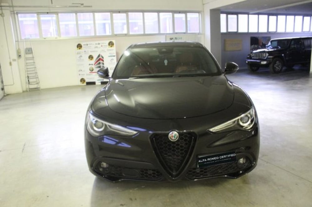 Alfa Romeo Stelvio usata a Terni (2)