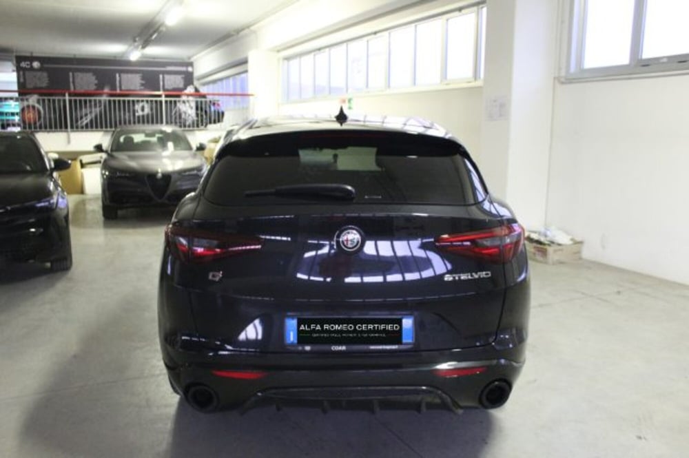 Alfa Romeo Stelvio usata a Terni (5)