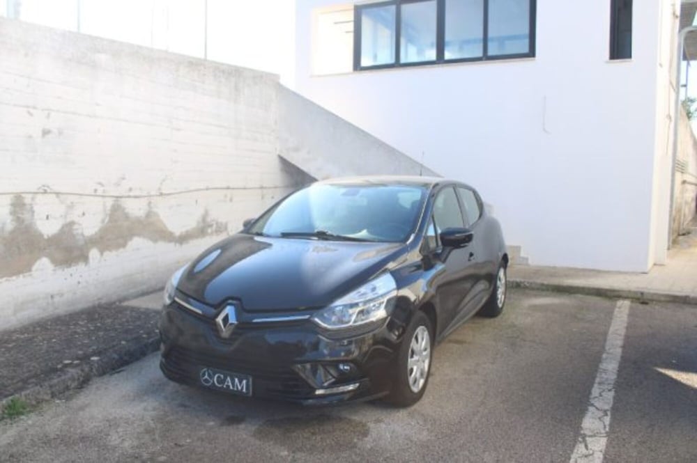 Renault Clio usata a Lecce (2)