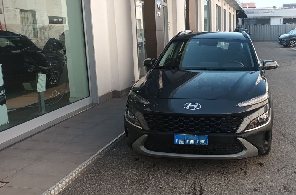 Hyundai Kona usata a Napoli