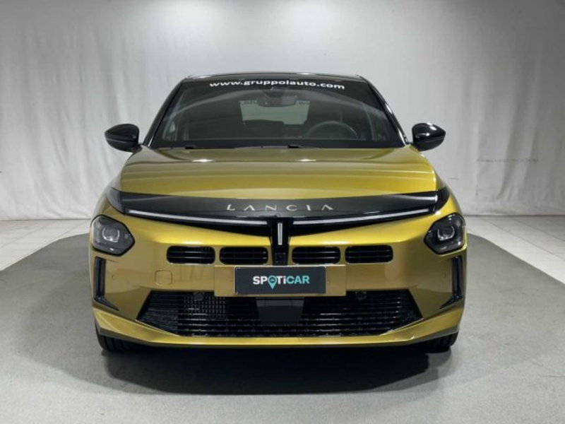 Lancia Ypsilon usata a Sondrio (4)