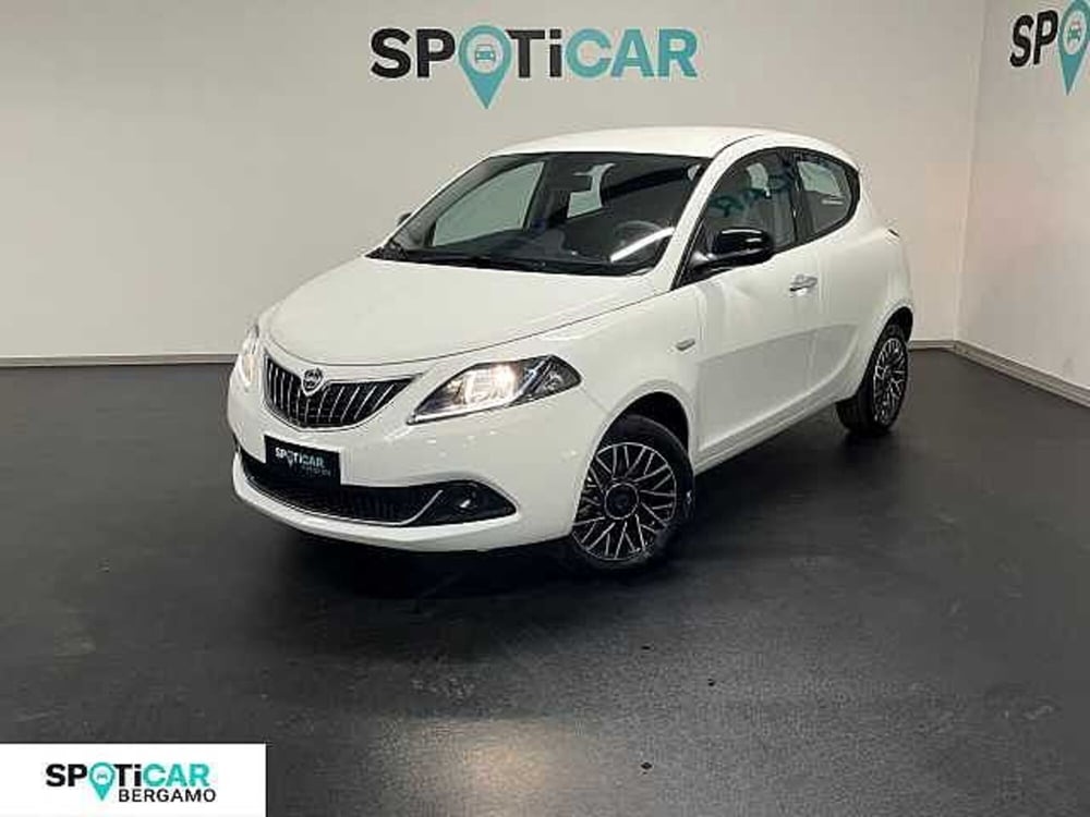 Lancia Ypsilon nuova a Bergamo