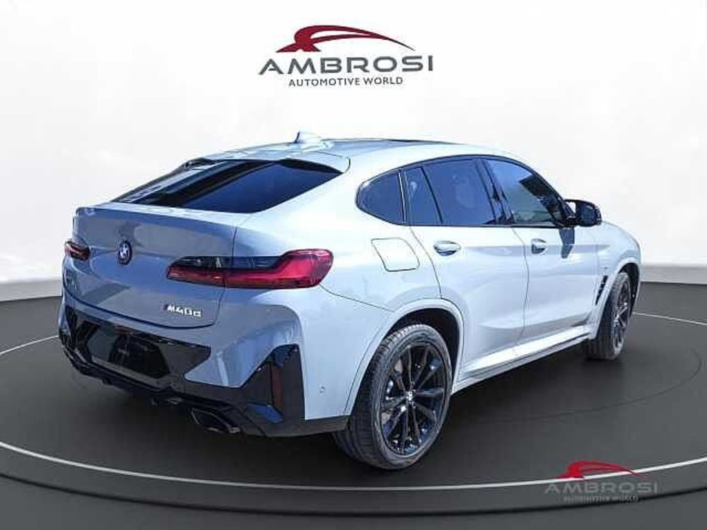 BMW X4 nuova a Viterbo (3)