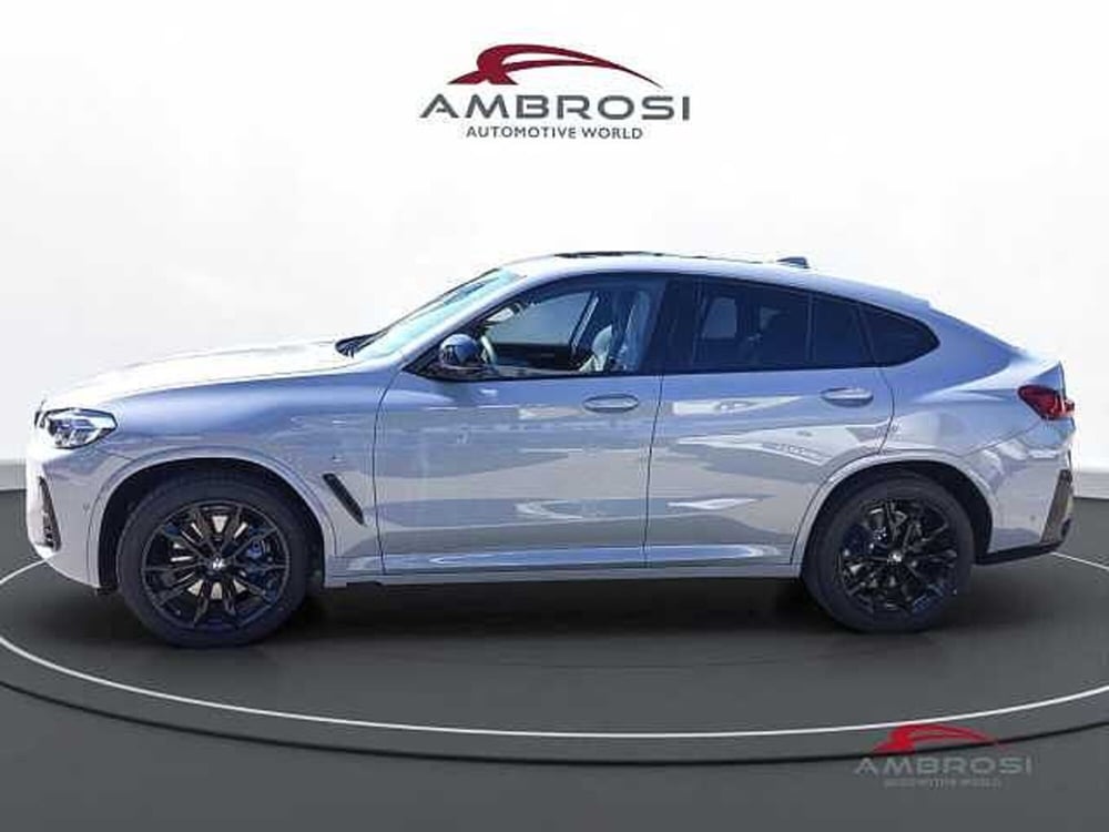 BMW X4 nuova a Viterbo (6)