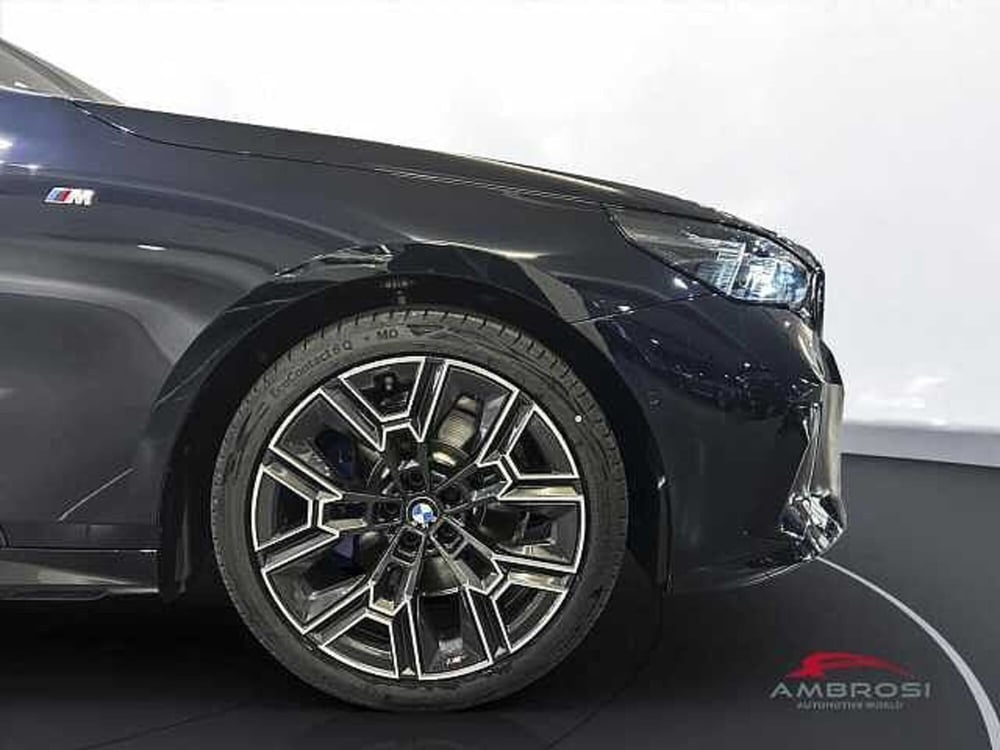 BMW Serie 5 Touring nuova a Viterbo (18)