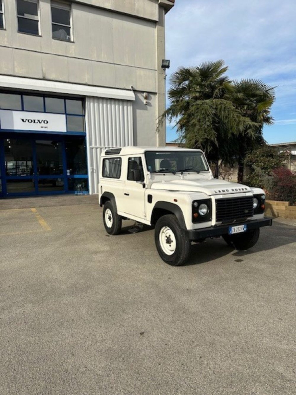 Land Rover Defender usata a Novara