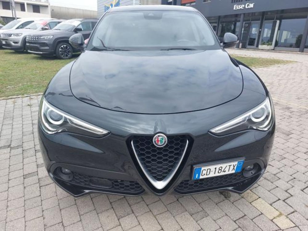 Alfa Romeo Stelvio usata a Padova (6)