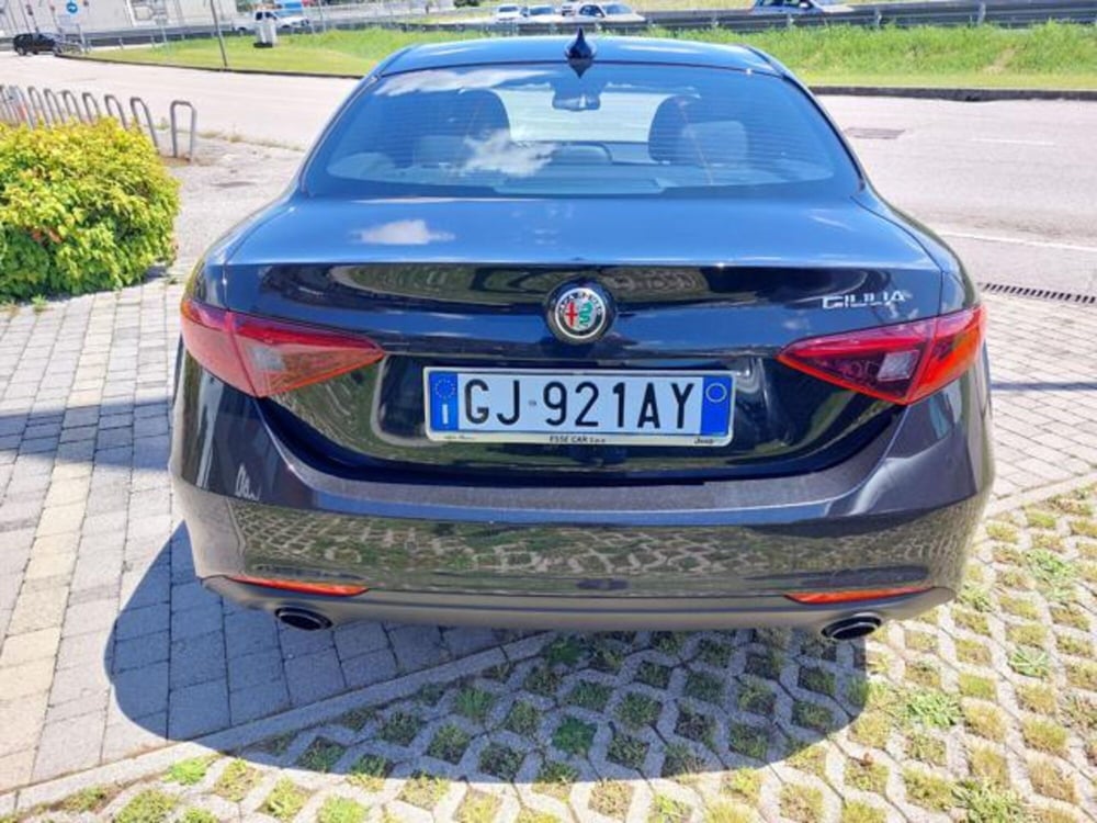 Alfa Romeo Giulia usata a Padova (8)