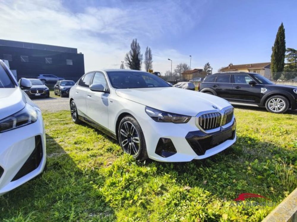 BMW Serie 5 nuova a Perugia (2)