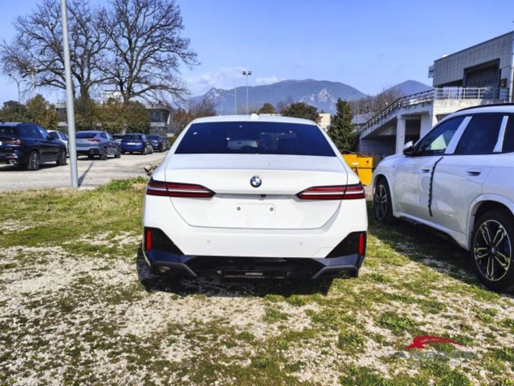 BMW Serie 5 nuova a Perugia (6)