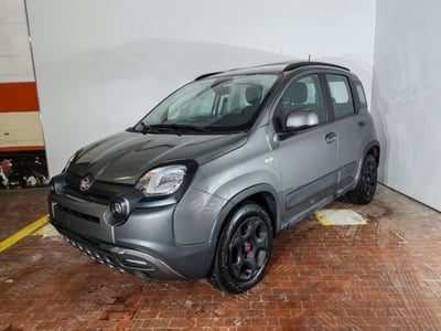 Fiat Panda Cross 1.0 firefly hybrid Cross s&amp;s 70cv 5p.ti del 2023 usata a Torino