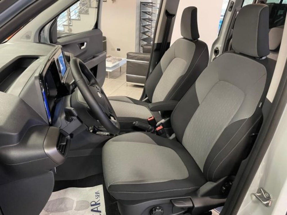 Ford Tourneo Courier nuova a Cuneo (14)