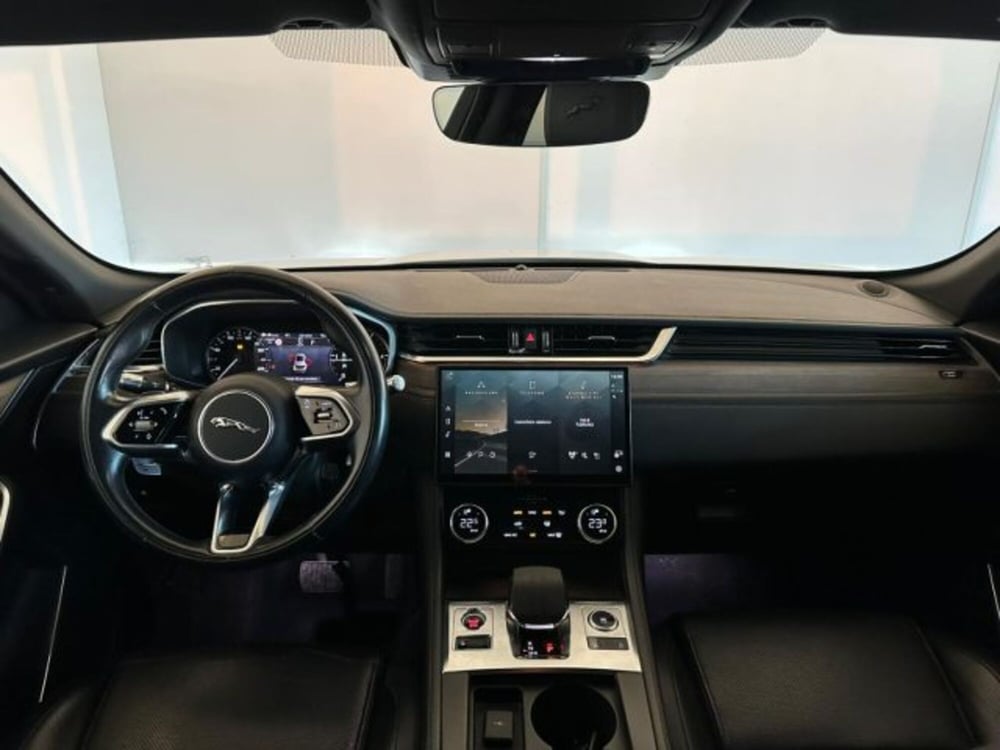 Jaguar F-Pace usata a Modena (4)