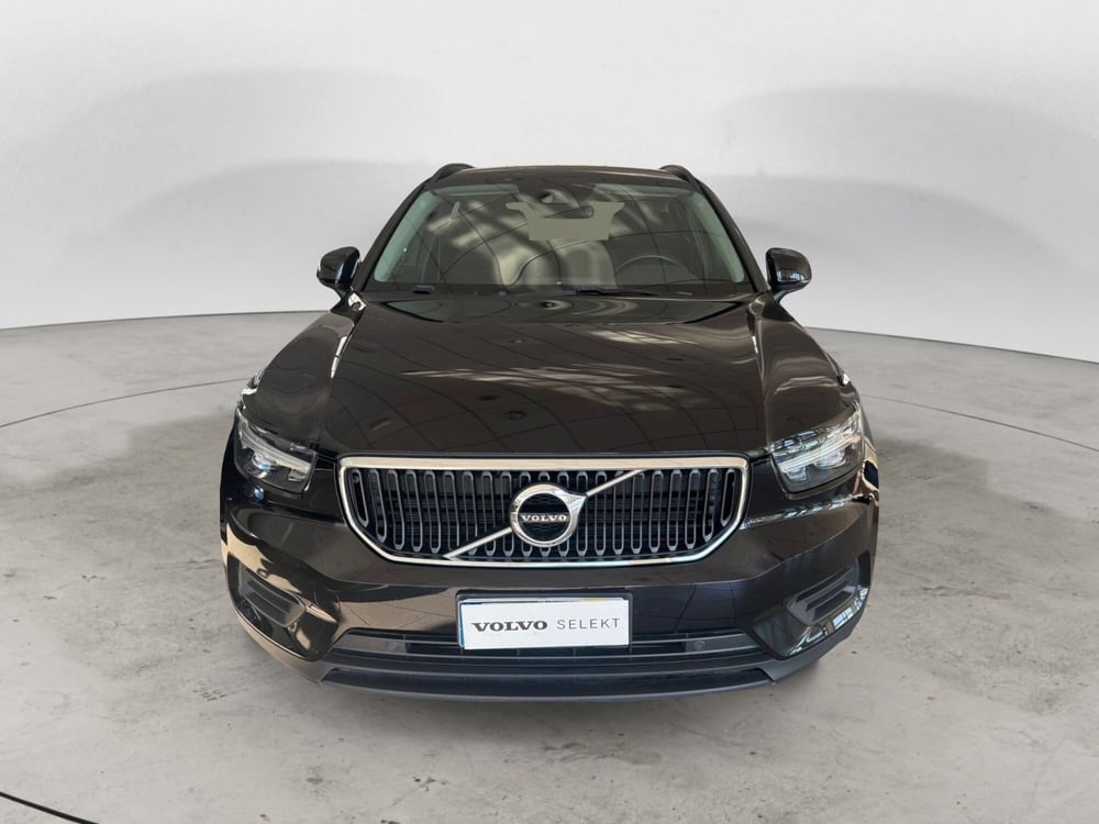 Volvo XC40 usata a Bari (3)