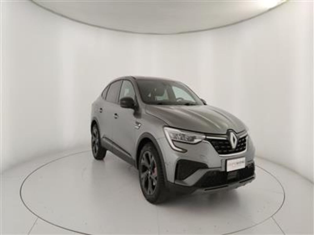 Renault Arkana usata a Bari (11)