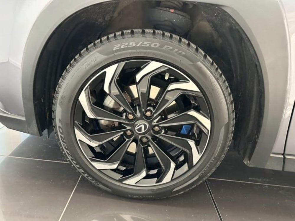 Lexus UX usata a Cuneo (5)