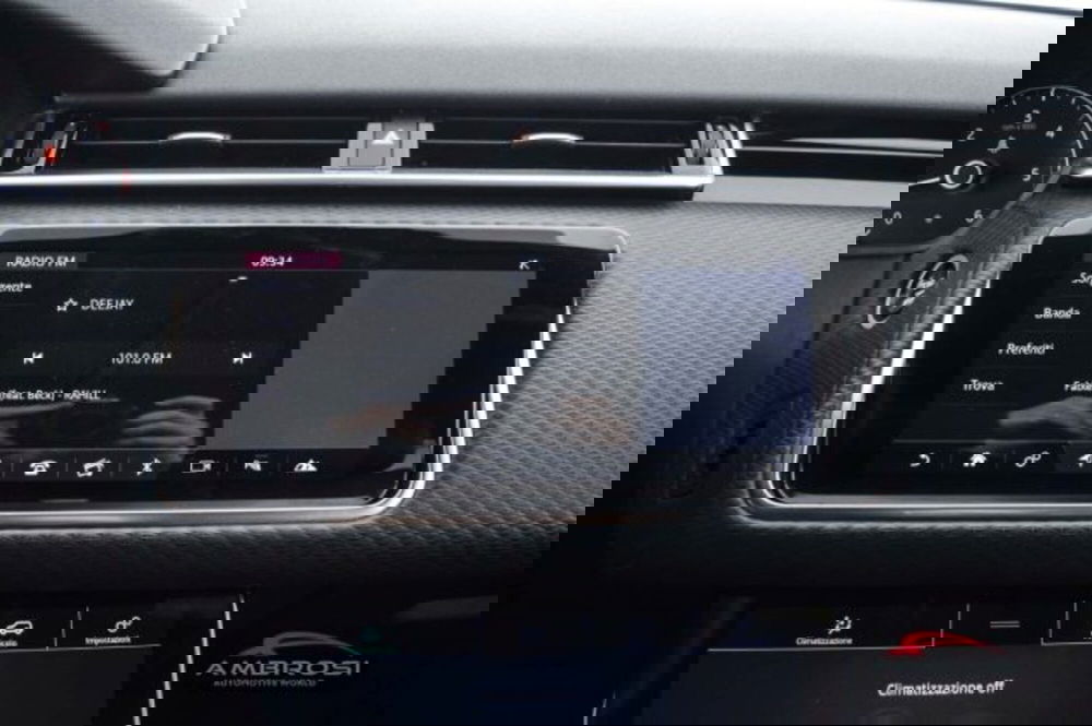 Land Rover Range Rover Velar usata a Perugia (14)