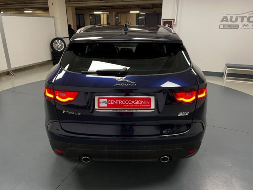 Jaguar F-Pace usata a Brescia (7)