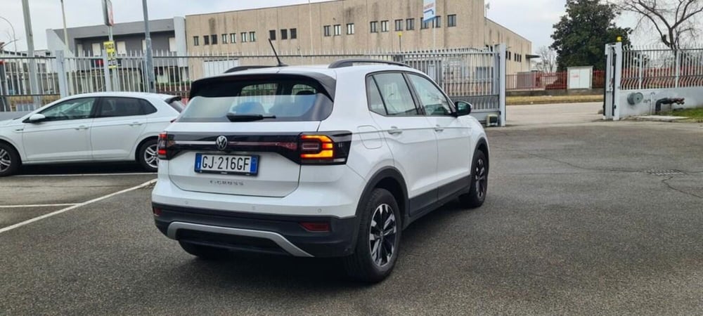 Volkswagen T-Cross usata a Milano (5)