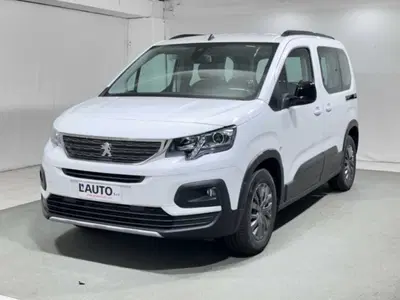 Peugeot e-Rifter motore elettrico 136 CV 50kWh Allure Pack Standard nuova a Montagna in Valtellina
