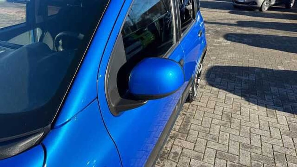 Fiat Panda Cross usata a Milano (17)