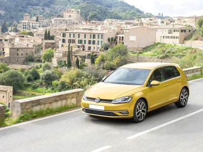 Volkswagen Golf 1.5 TGI DSG 5p. Business BlueMotion Technology del 2019 usata a Parma